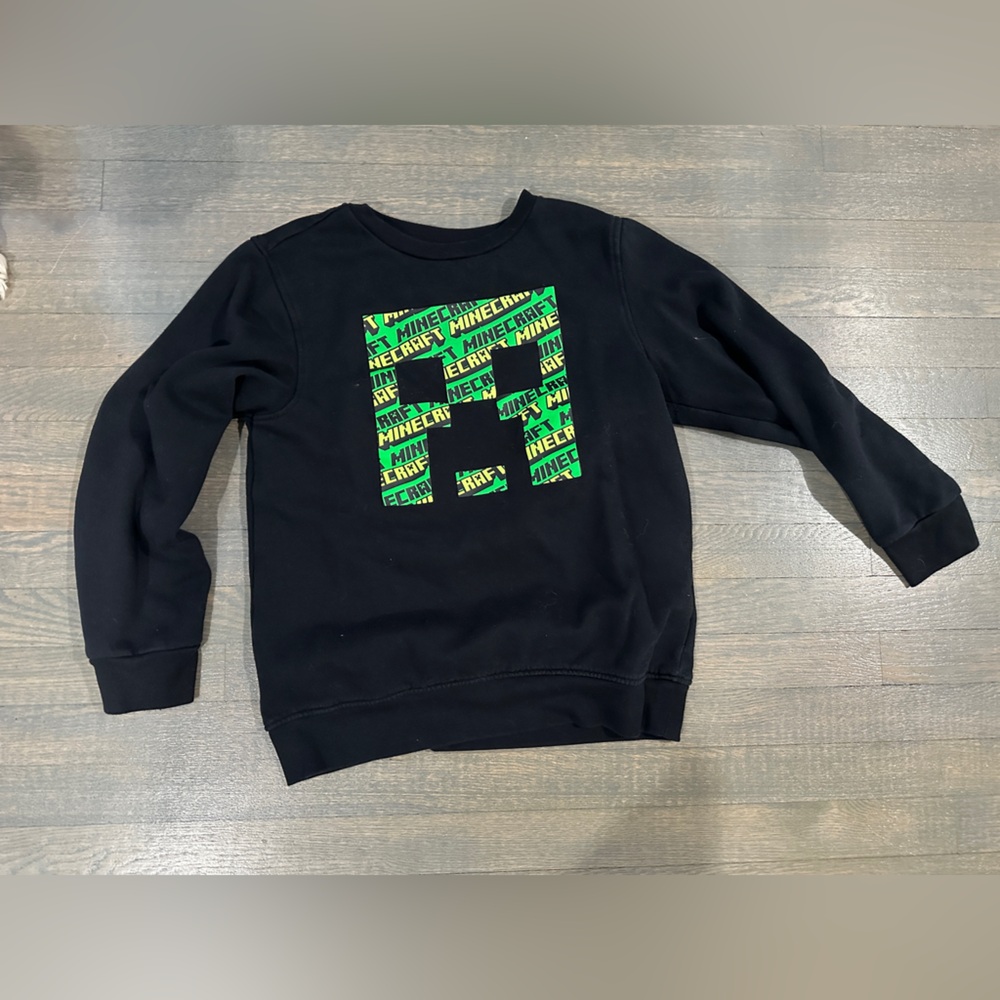 MINECRAFT boys Xl MAD Engine Black Sweatshirt